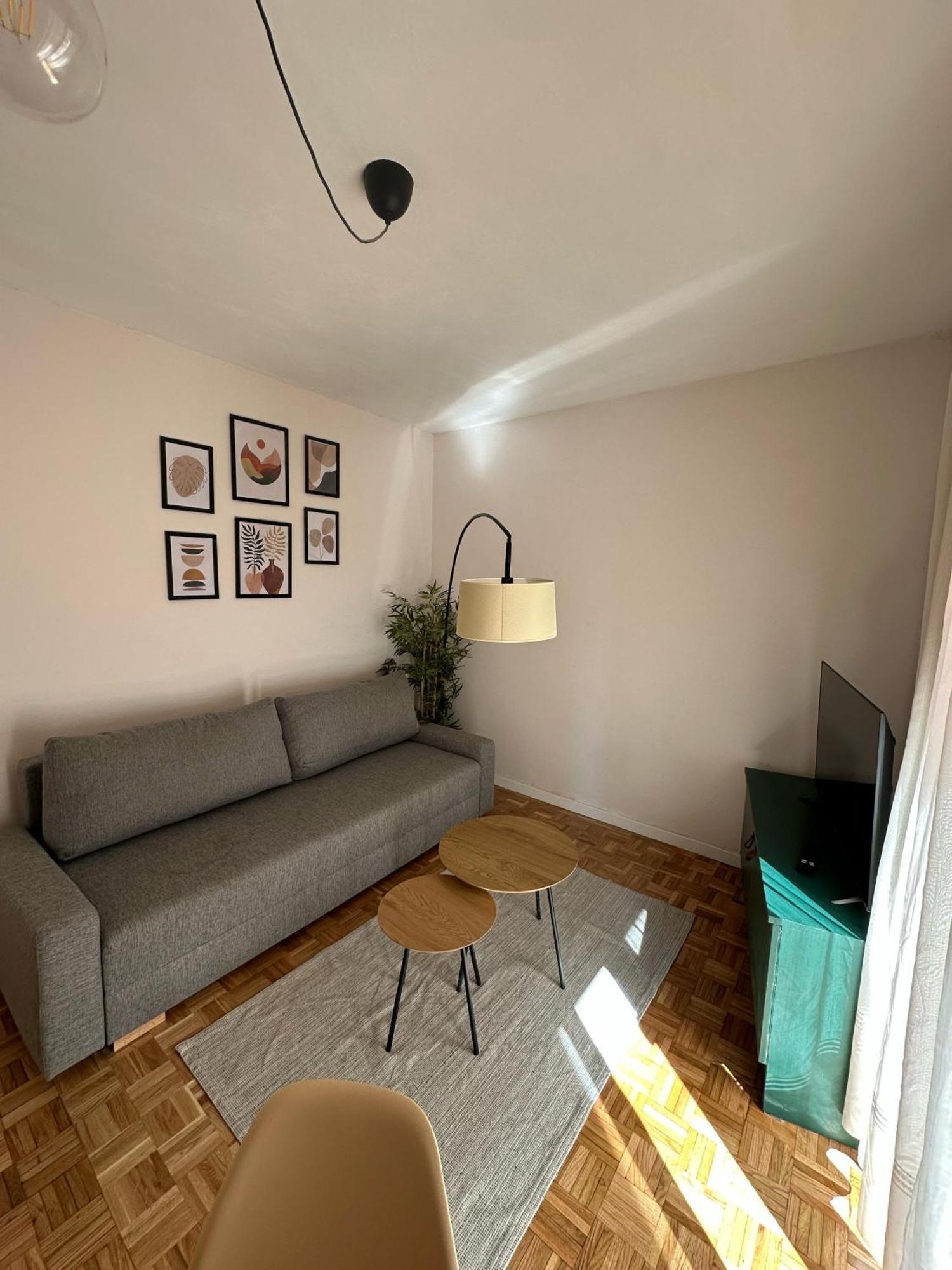 Apartamento Piso Con Terraza En Rio